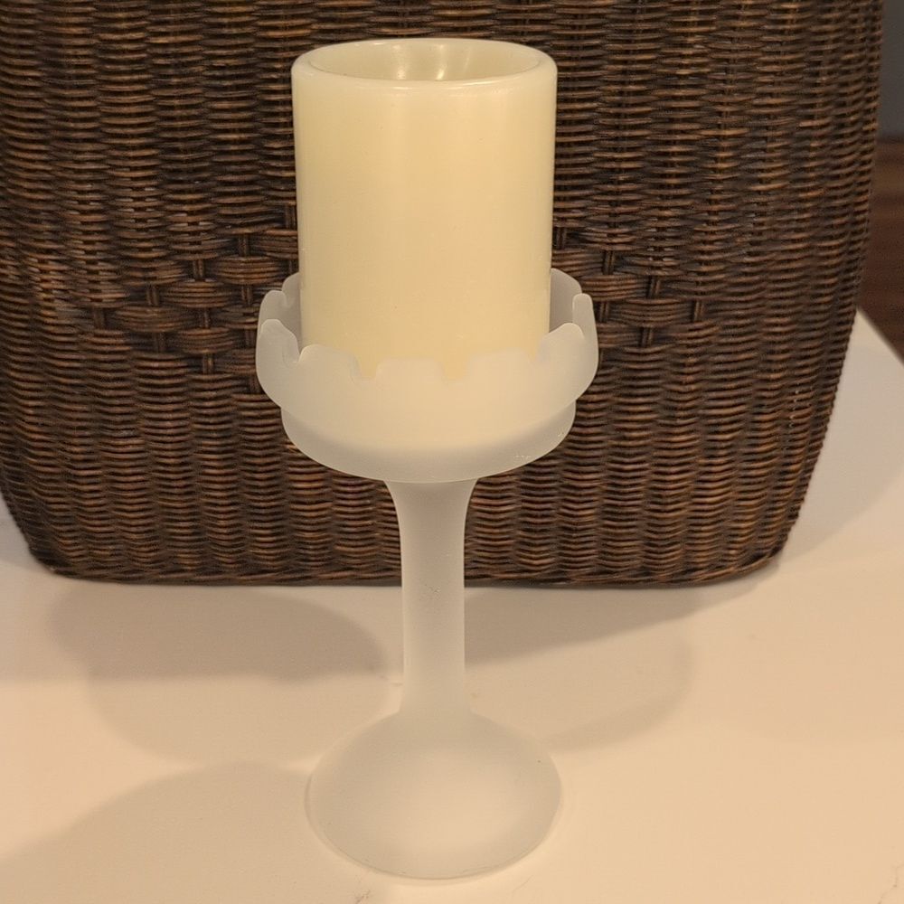 Frosted Glass Turret Pillar Candleholder Spring Castle Garden - Picture 8 of 10